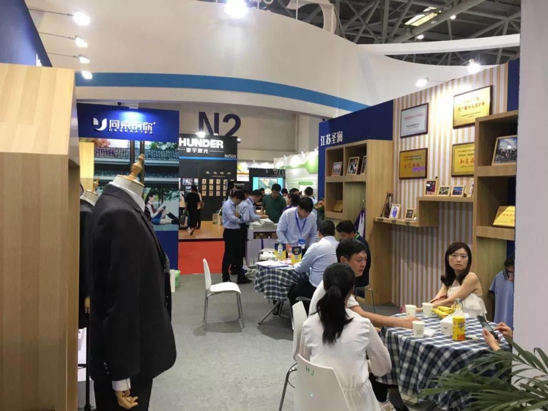 第76屆中國教育裝備展示會(huì)落幕，同桌的你（DESKMATES)榮耀而歸！