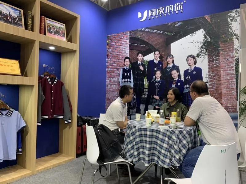 第76屆中國教育裝備展示會(huì)落幕，同桌的你（DESKMATES)榮耀而歸！