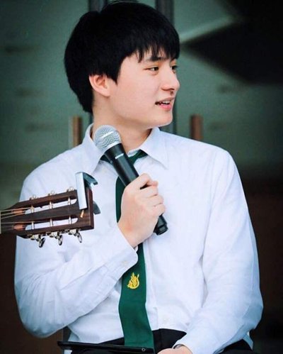中學校服