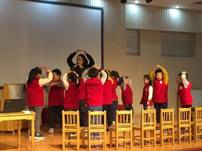 學生校服定制有哪些類型?