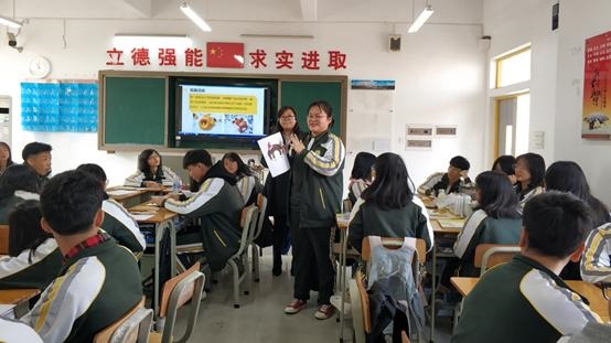 中職學(xué)生校服定做應(yīng)該注意哪些方面？