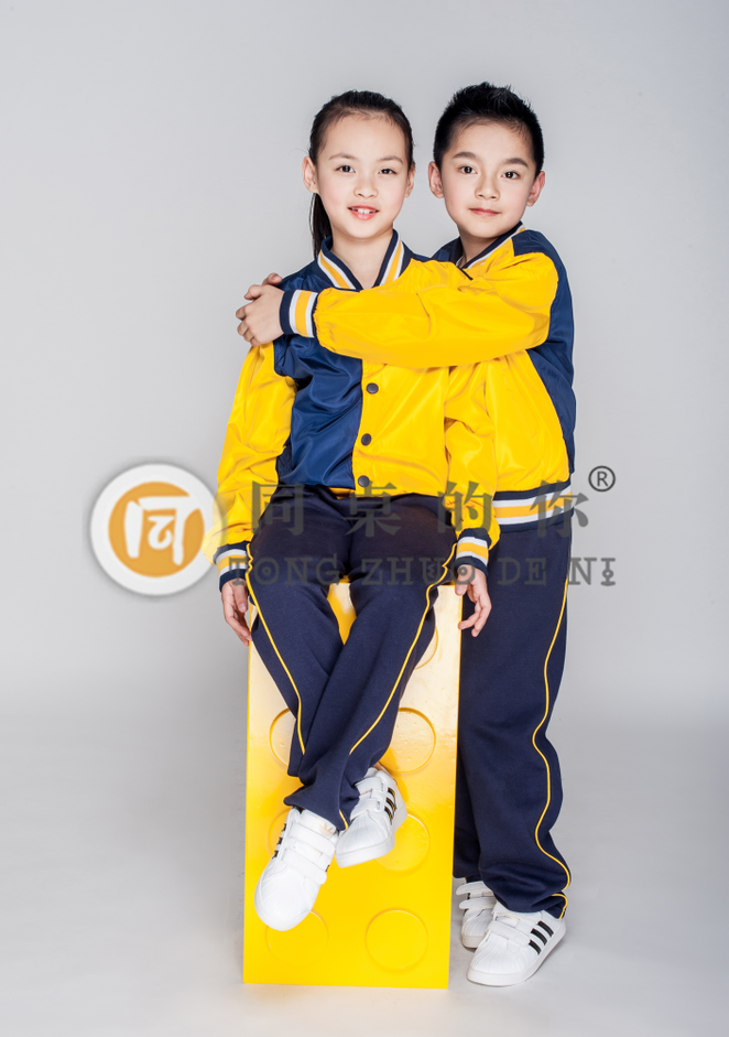 最舒服的莫過(guò)于中學(xué)校服