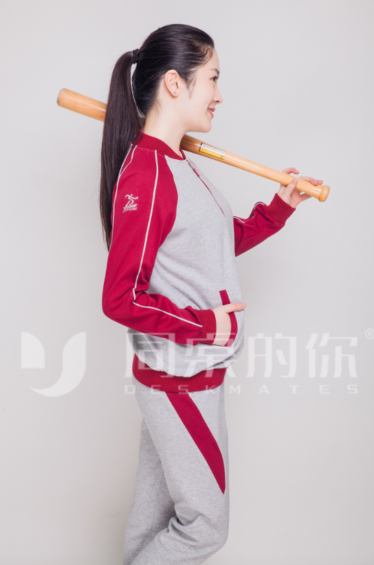校服定做準(zhǔn)備多少套比較合適？
