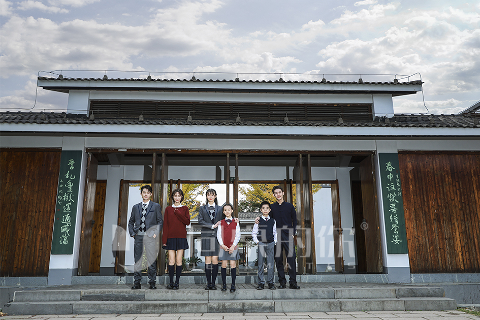 2021年的校服市場規(guī)模和市場將會(huì)如何發(fā)展? 2021年的校服市場規(guī)模和市場將會(huì)如何發(fā)展?