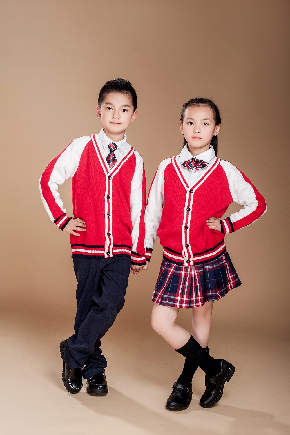 幼兒園校服的校服顏色搭配是怎么樣的？