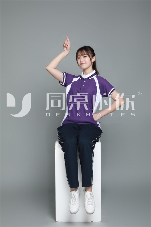 中學生校服需要遵循哪些標準規(guī)范定制呢？