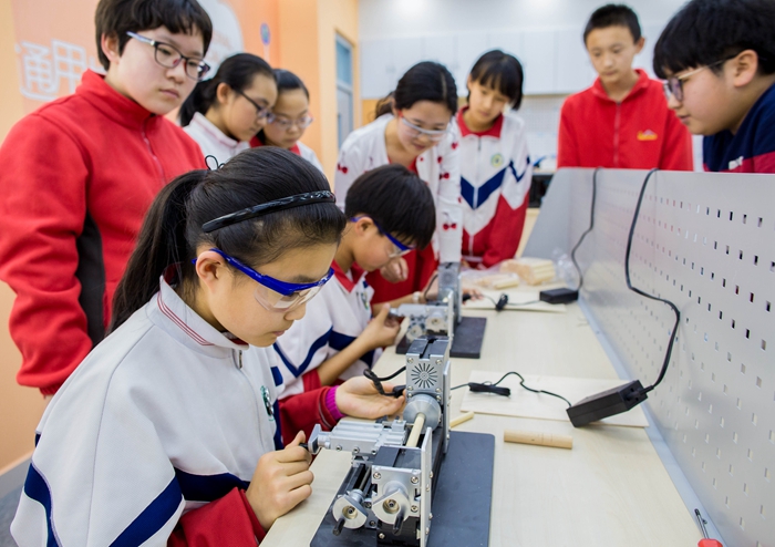到底有什么技巧可以預防學生校服褪色呢？