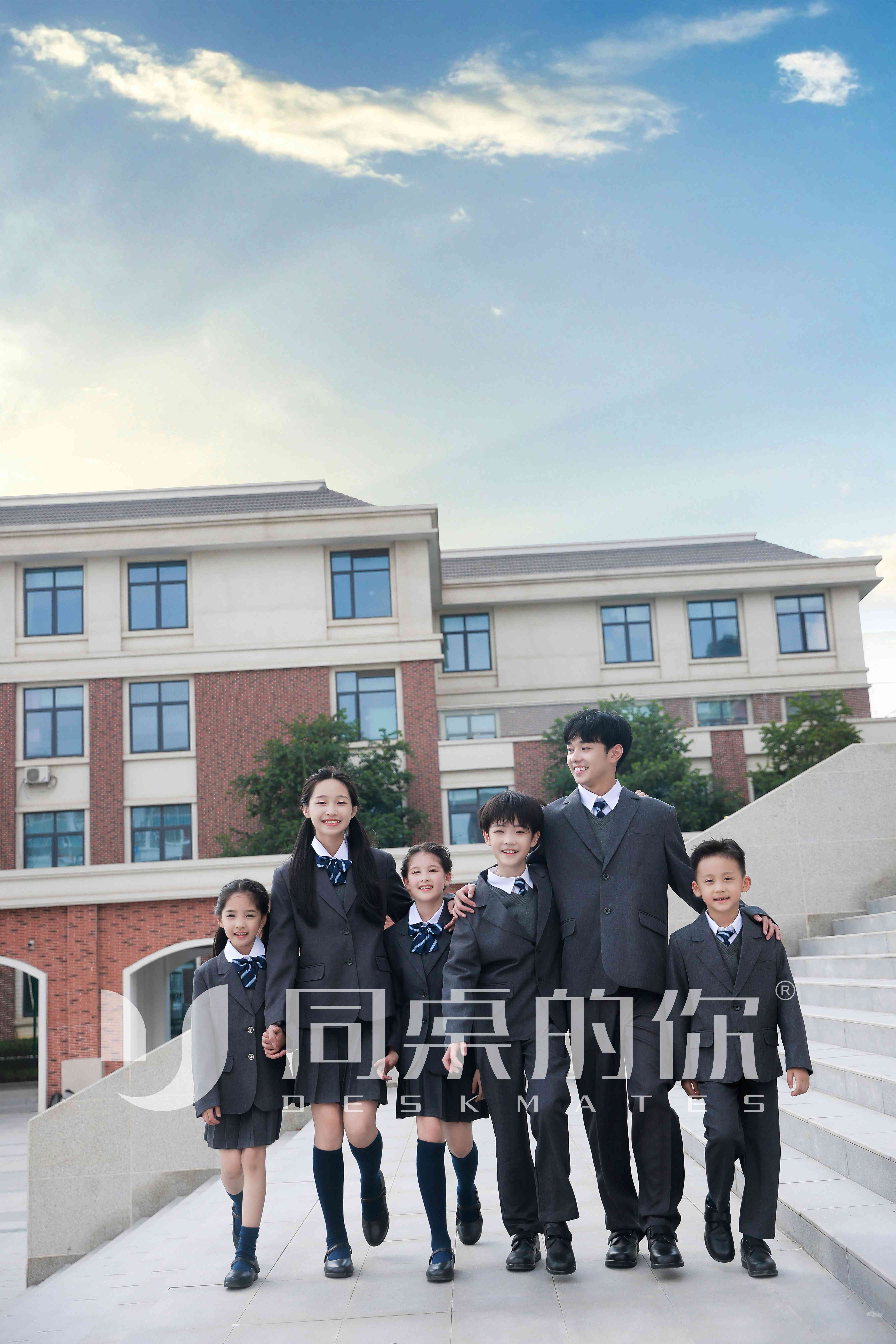 制式校服除了好看以外還有有什么優(yōu)點(diǎn)？