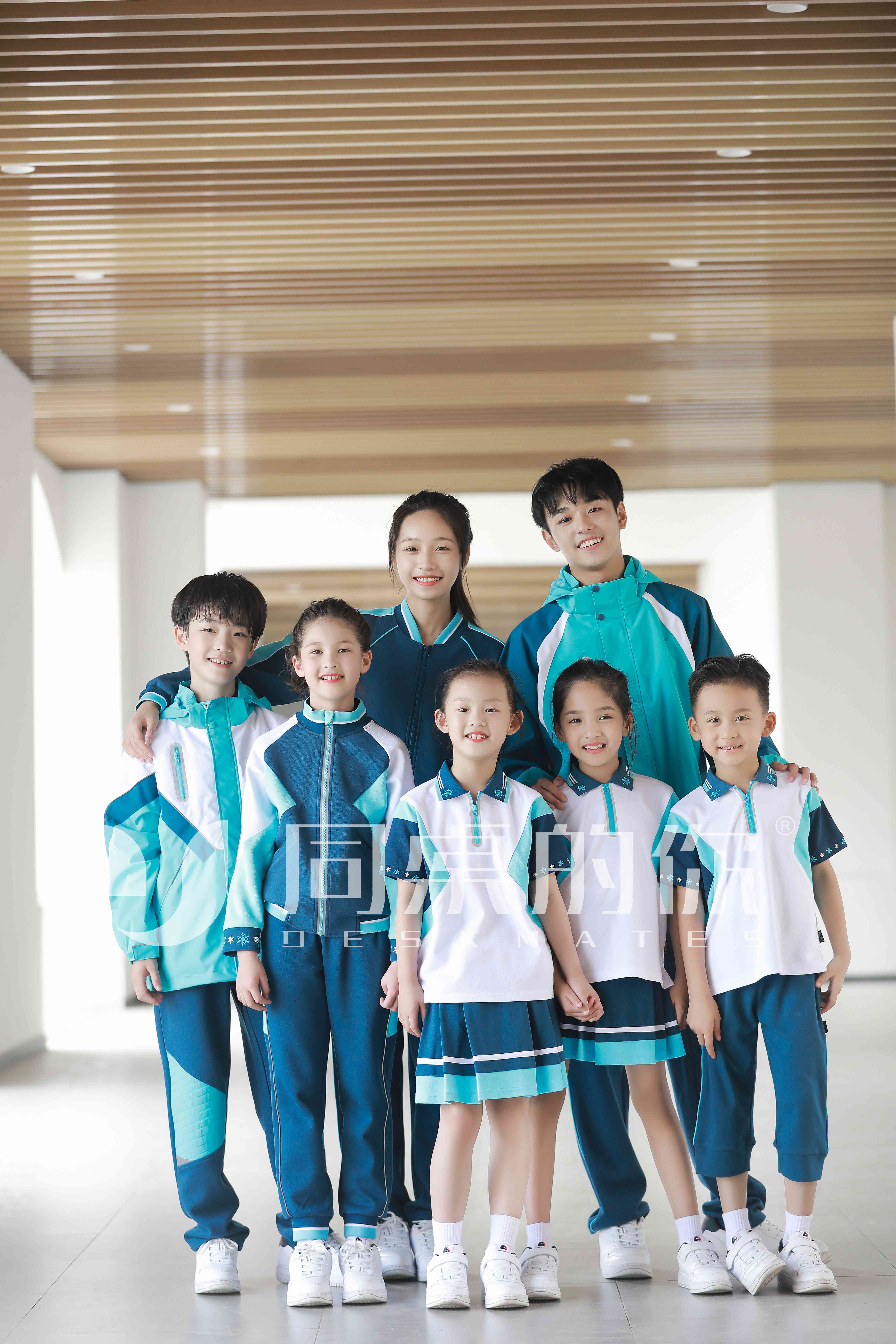 質(zhì)量過關(guān)才是要緊事！中學(xué)生校服定制標(biāo)準(zhǔn)有哪些？