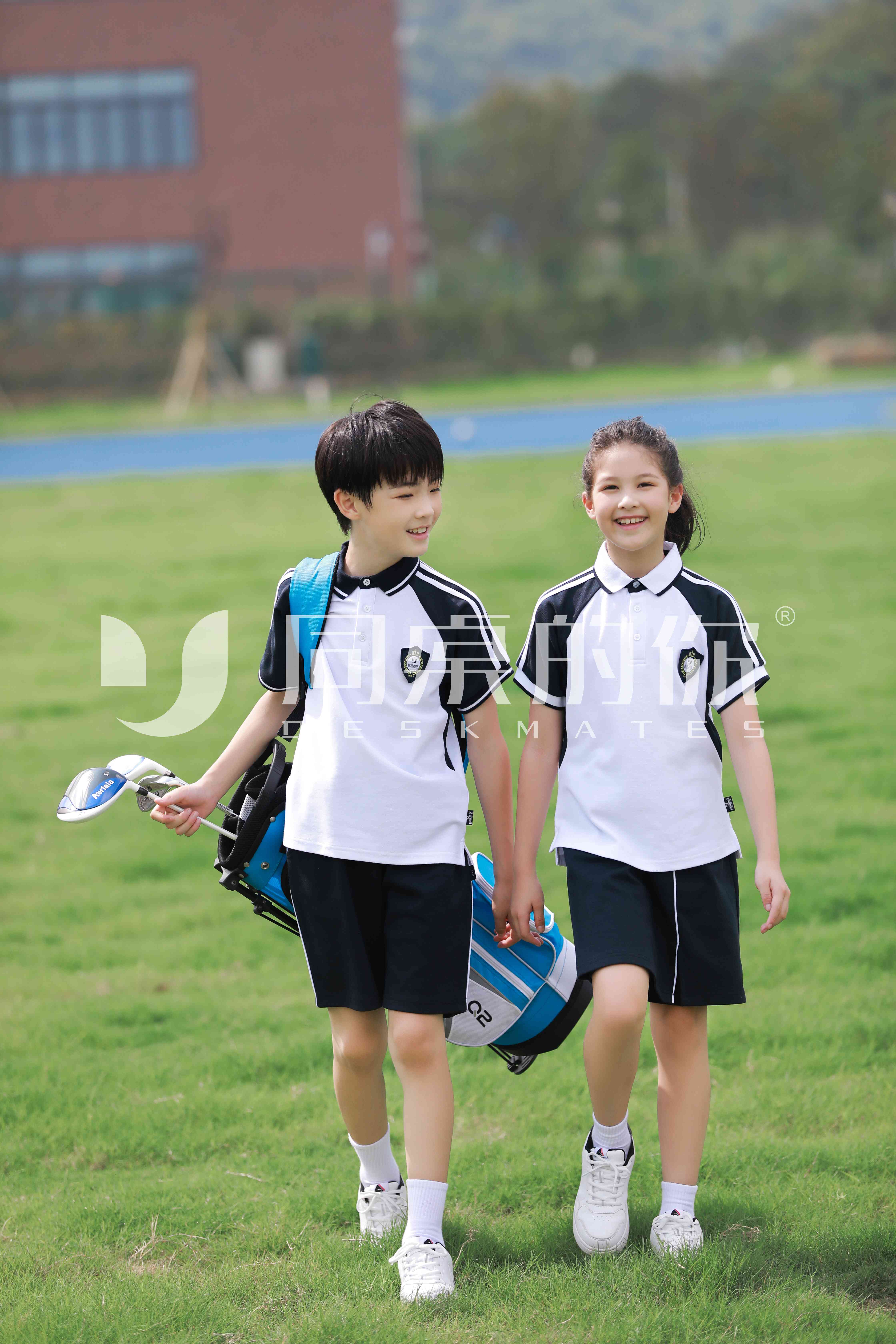 梅雨季夏季校服難晾干？正確的打開(kāi)方式是：