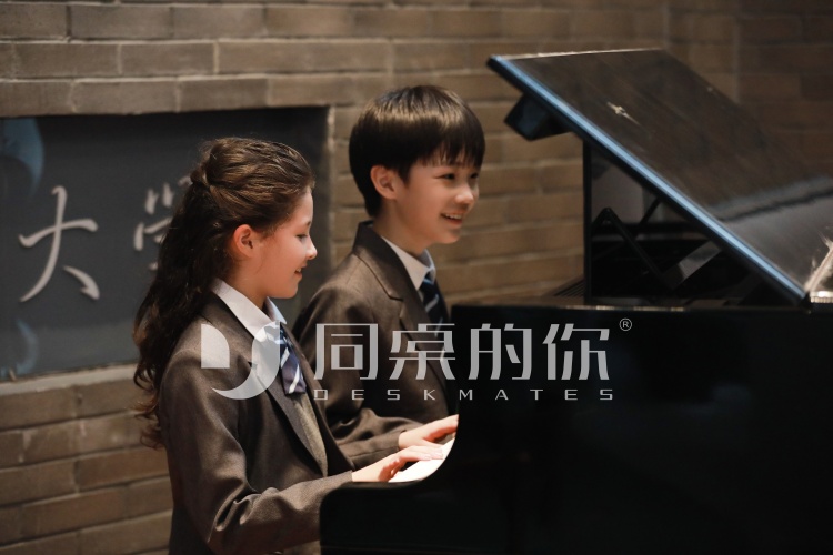 江蘇小學生秋季校服定做廠家選擇指南